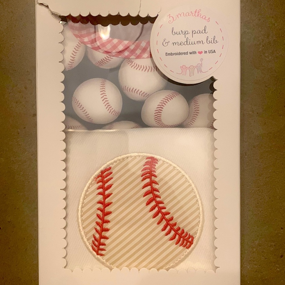 3 Marthas Bib and Burp Set